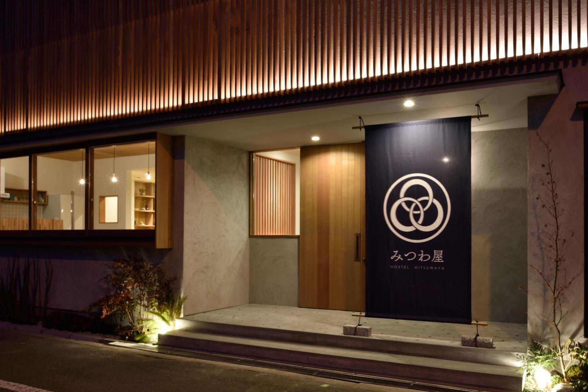 Hostel Mitsuwaya Oszaka Kültér fotó