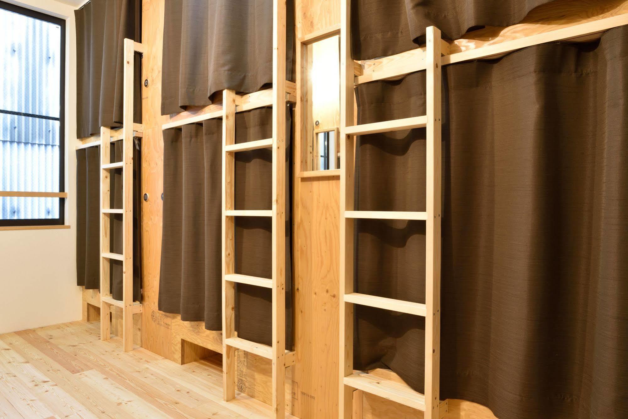 Hostel Mitsuwaya Oszaka Kültér fotó