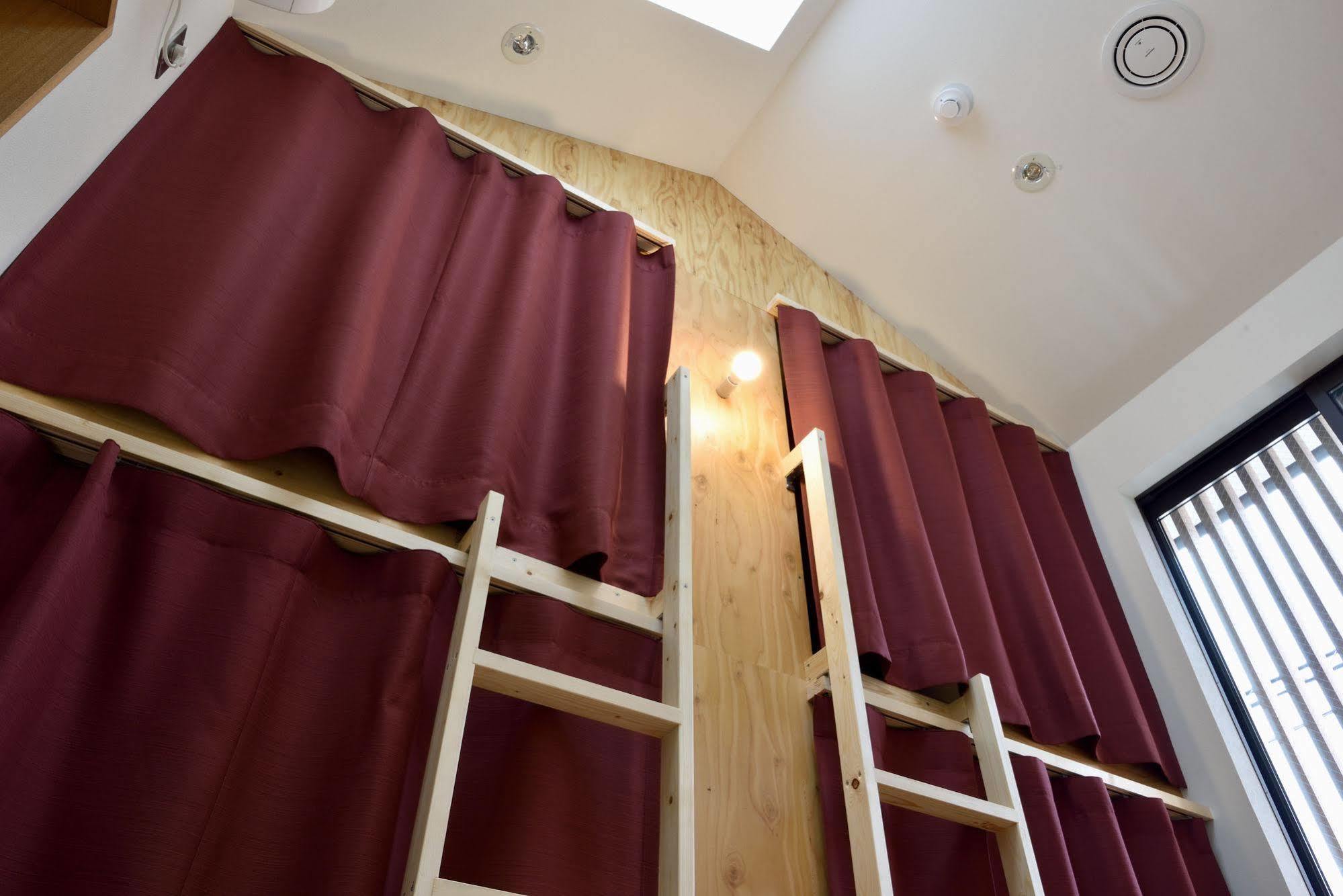 Hostel Mitsuwaya Oszaka Kültér fotó